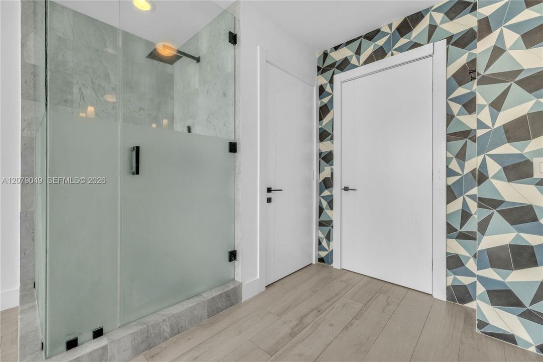 For Rent: $6,200 (2 beds, 2 baths, 1057 Square Feet)