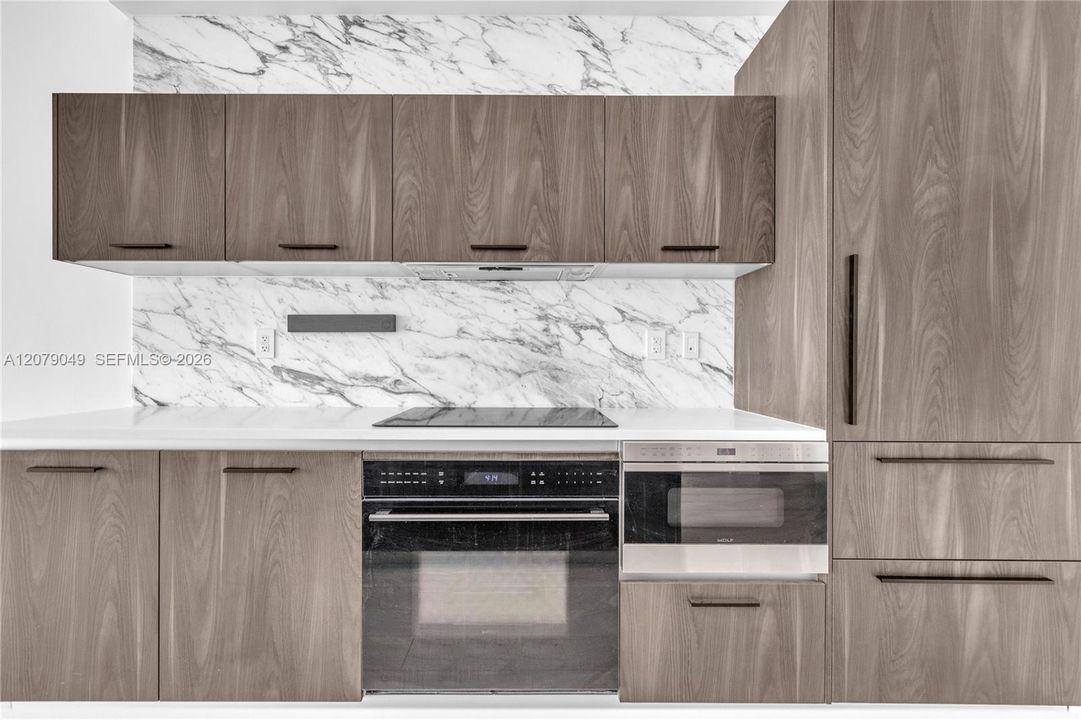 For Rent: $6,200 (2 beds, 2 baths, 1057 Square Feet)