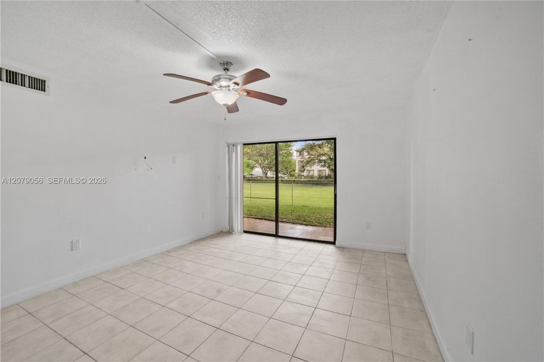 En Venta: $226,000 (2 camas, 1 baños, 848 Pies cuadrados)