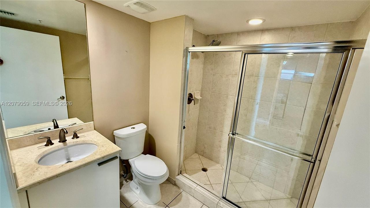 En Renta: $3,300 (2 camas, 2 baños, 1834 Pies cuadrados)