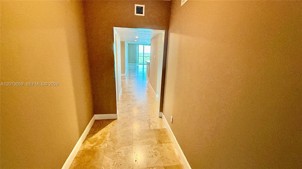 En Renta: $3,300 (2 camas, 2 baños, 1834 Pies cuadrados)