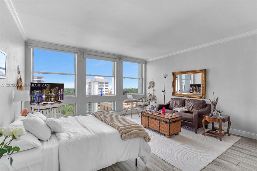 For Rent: $1,950 (0 beds, 1 baths, 450 Square Feet)