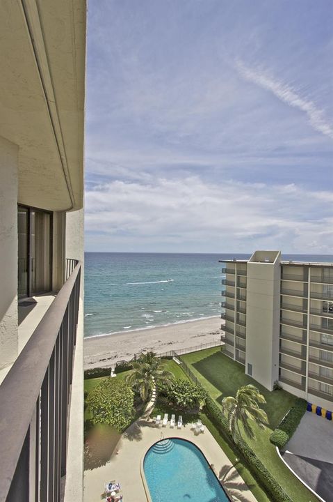 Pool/Beach