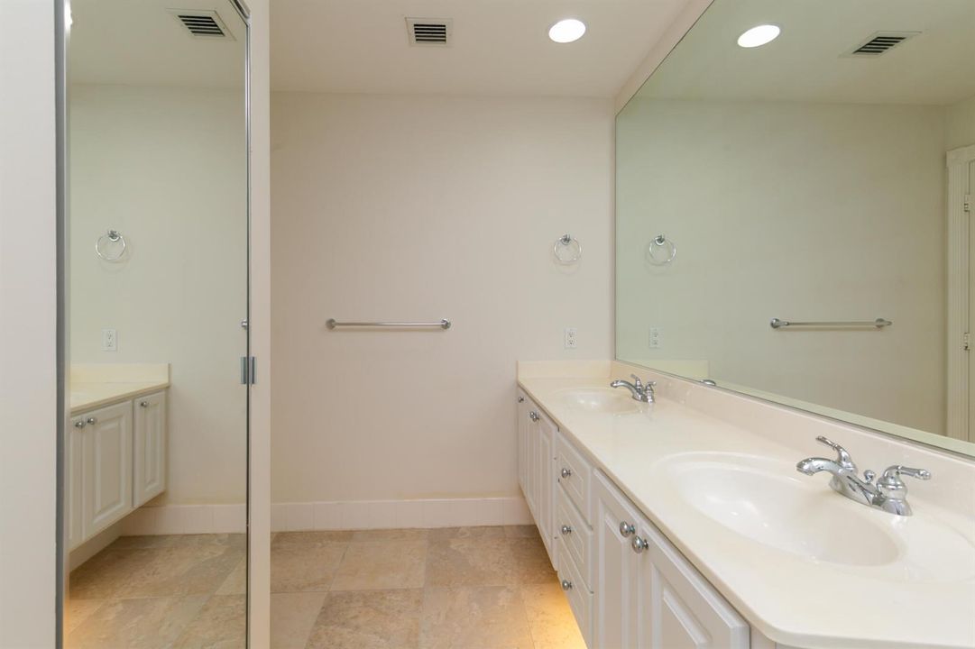 11320Pembroke-23