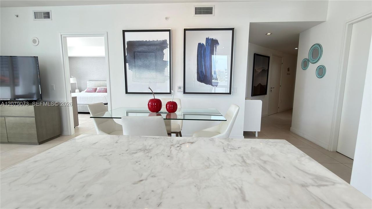For Rent: $6,100 (3 beds, 2 baths, 1293 Square Feet)