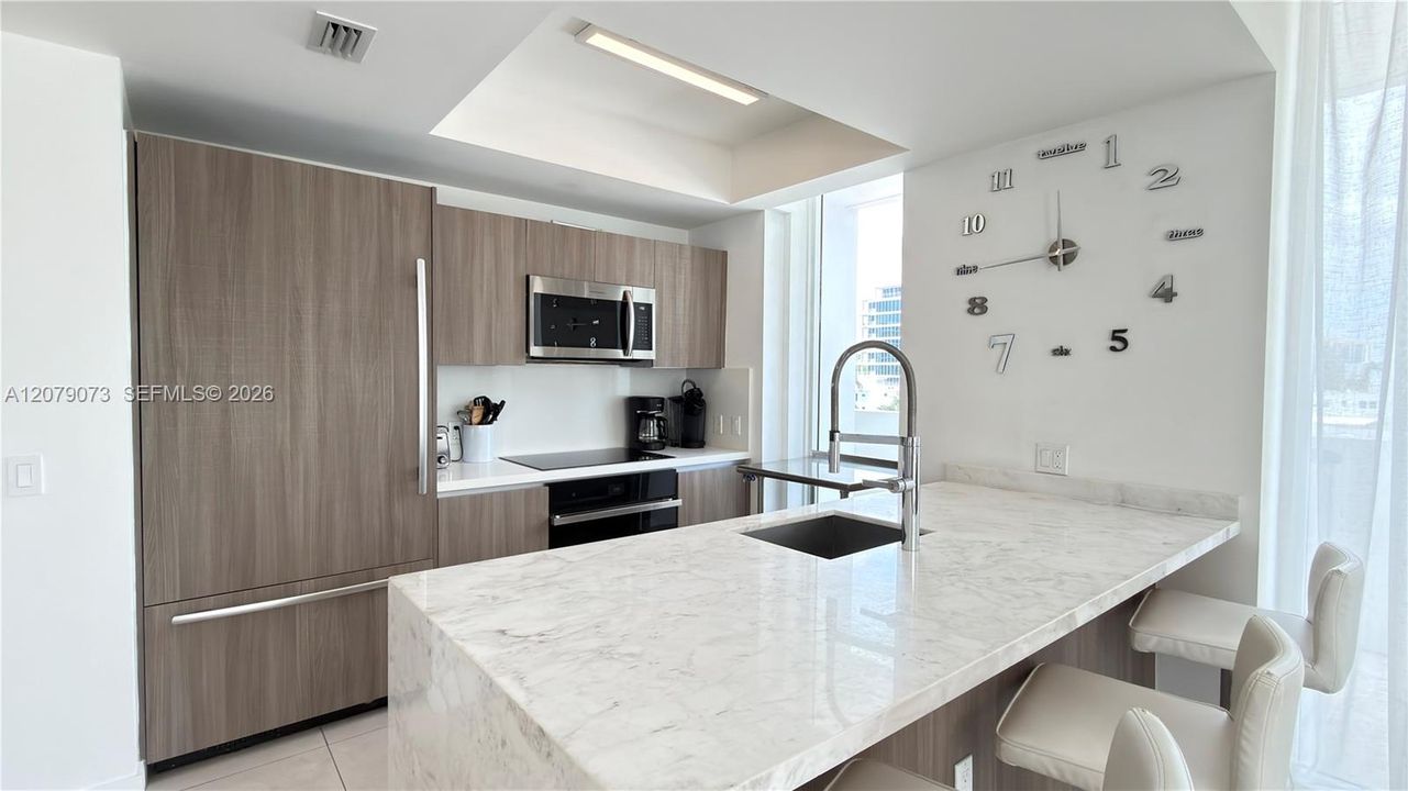 For Rent: $6,100 (3 beds, 2 baths, 1293 Square Feet)