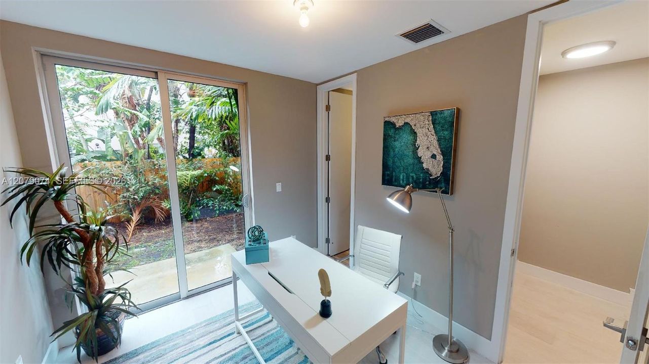 For Rent: $4,850 (3 beds, 3 baths, 1687 Square Feet)