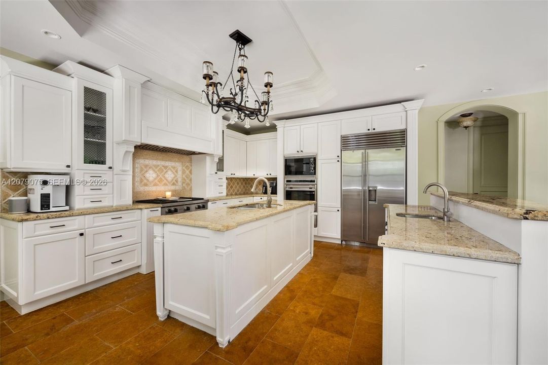 For Sale: $3,495,000 (4 beds, 4 baths, 3357 Square Feet)
