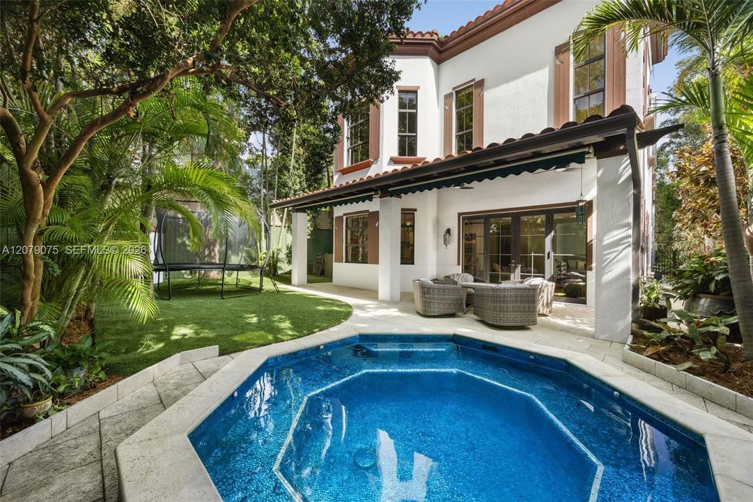 For Sale: $3,495,000 (4 beds, 4 baths, 3357 Square Feet)