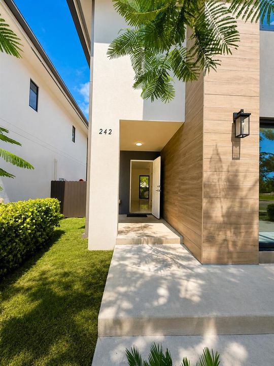 FRONT DOOR