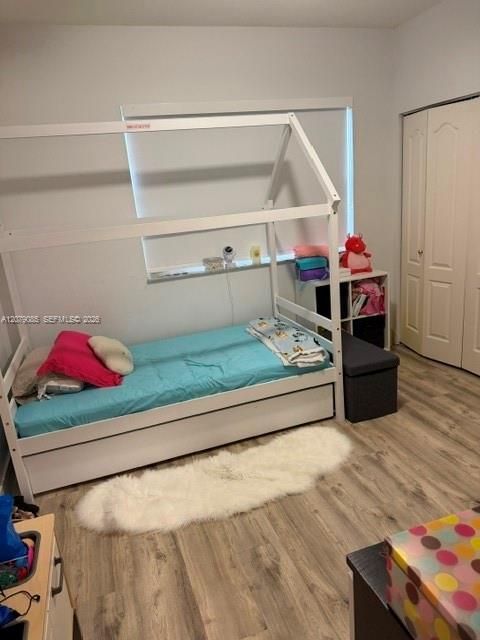 En Venta: $789,900 (3 camas, 2 baños, 1946 Pies cuadrados)