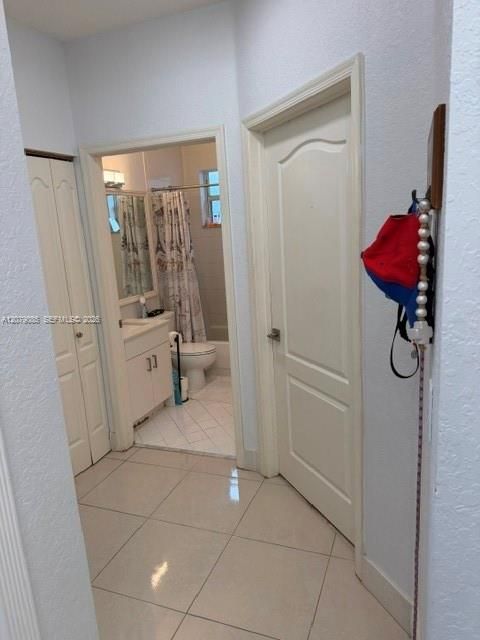En Venta: $789,900 (3 camas, 2 baños, 1946 Pies cuadrados)