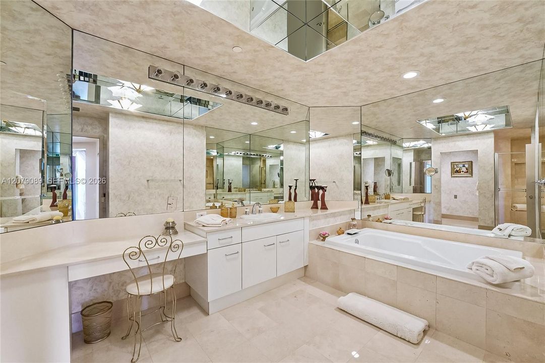 For Sale: $1,450,000 (3 beds, 3 baths, 2750 Square Feet)