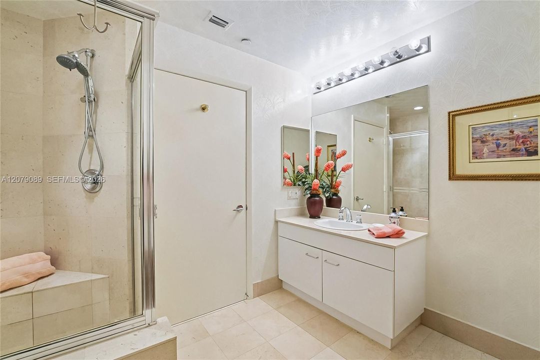 For Sale: $1,450,000 (3 beds, 3 baths, 2750 Square Feet)