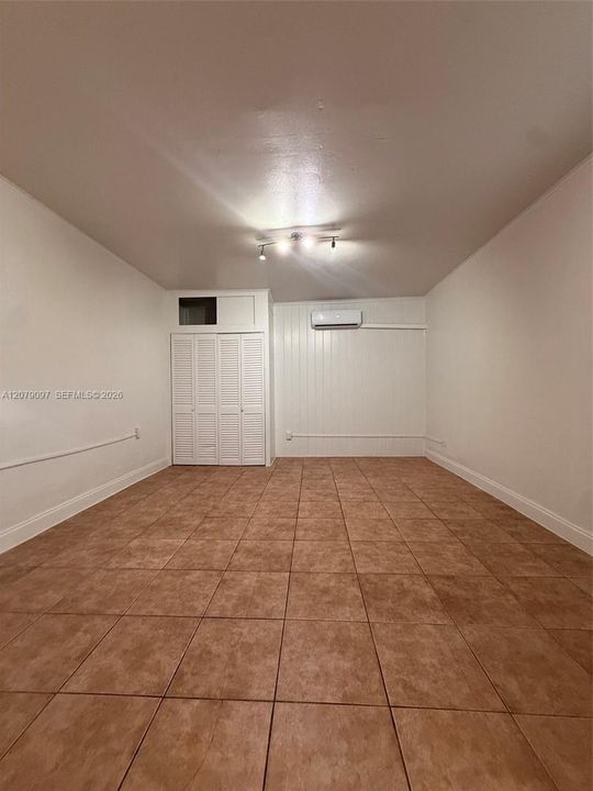 For Rent: $1,480 (1 beds, 1 baths, 500 Square Feet)