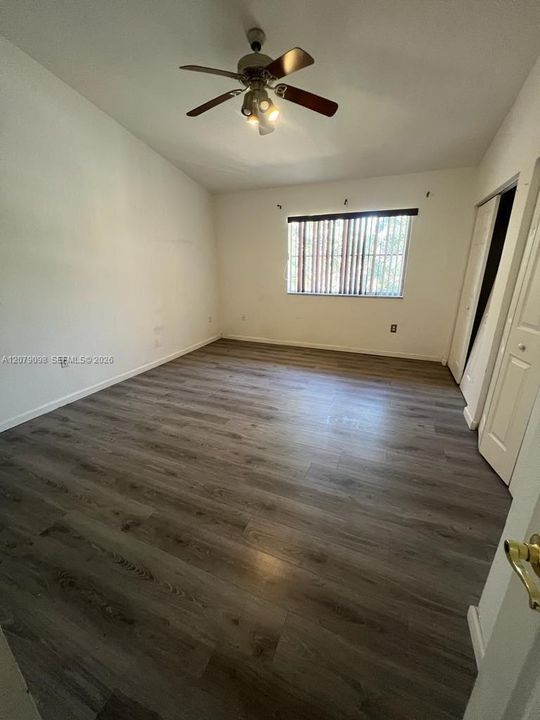 For Rent: $2,250 (2 beds, 2 baths, 1037 Square Feet)