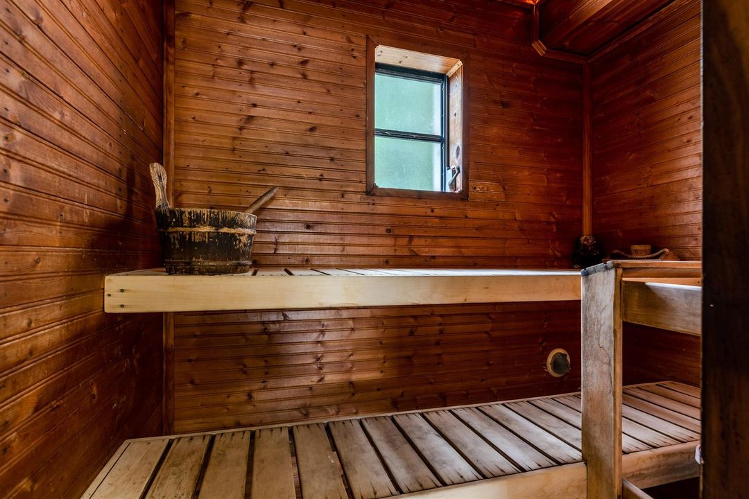Downstairs Bathroom with Sauna