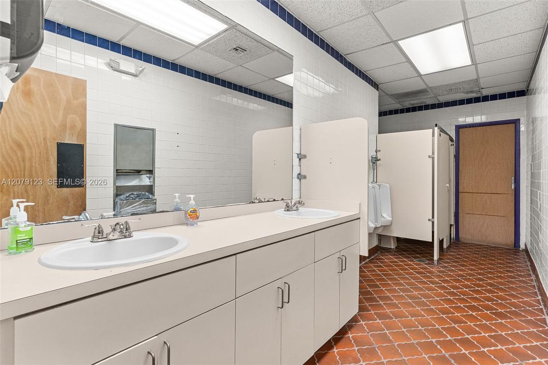 For Sale: $8,000,000 (0 beds, 0 baths, 0 Square Feet)