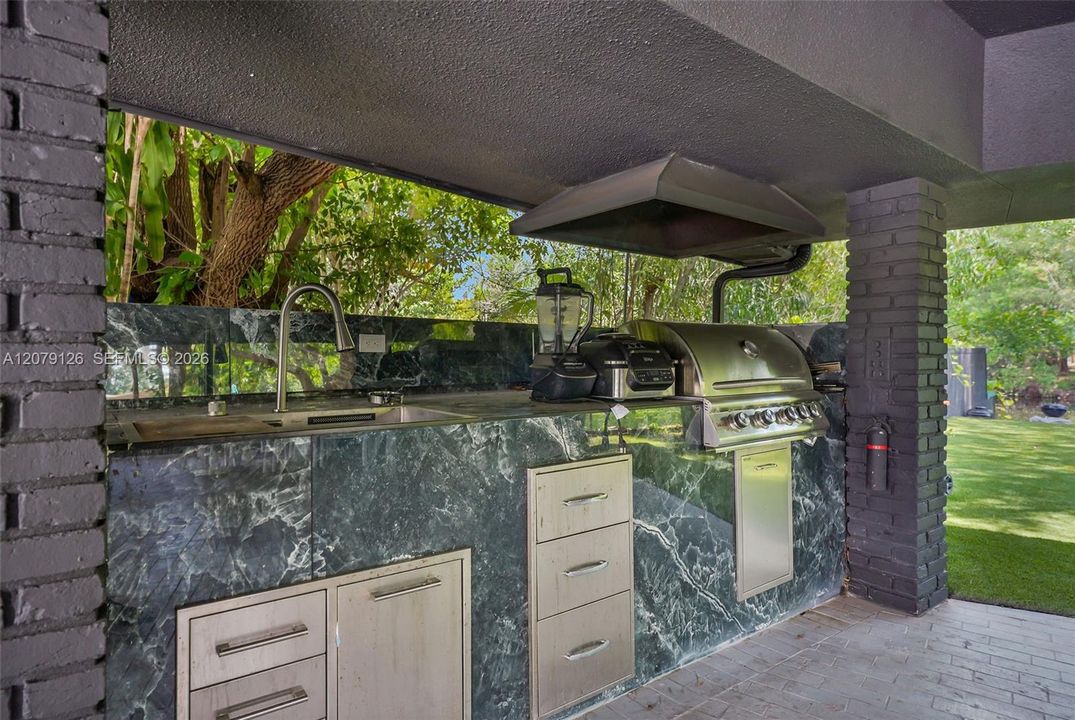 В аренду: $14,000 (4 спален, 3 ванн, 2845 Квадратных фут)