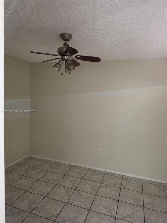 For Sale: $99,000 (2 beds, 2 baths, 800 Square Feet)
