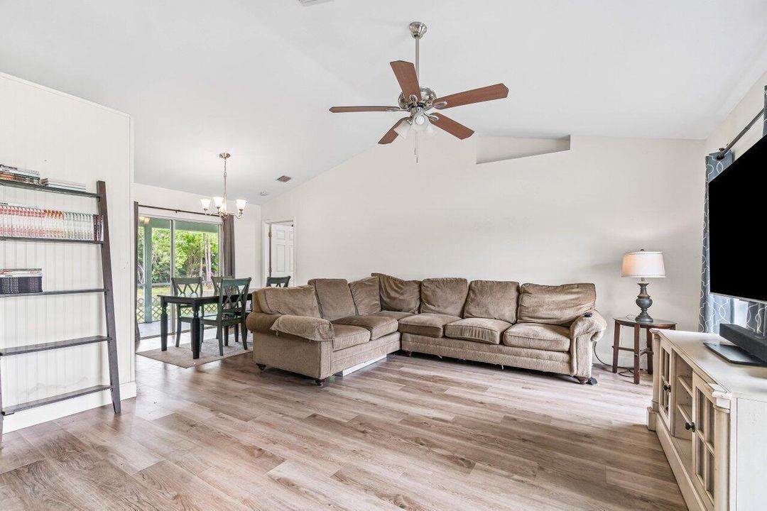 014-1543963rdPlaceNorth-Loxahatchee-FL-3