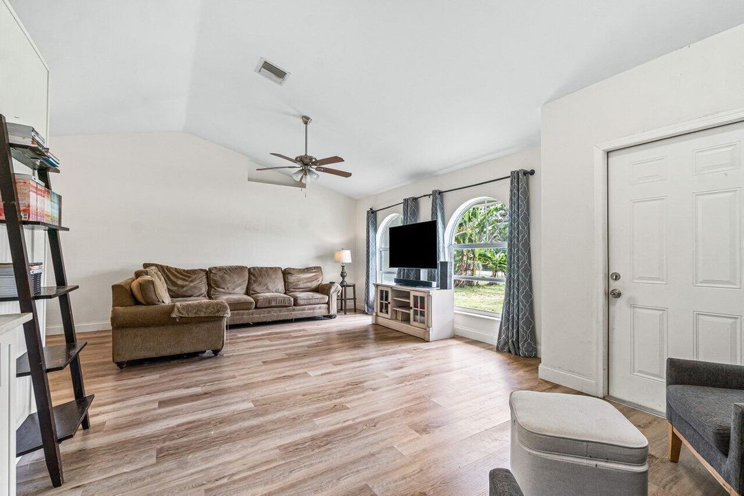 013-1543963rdPlaceNorth-Loxahatchee-FL-3