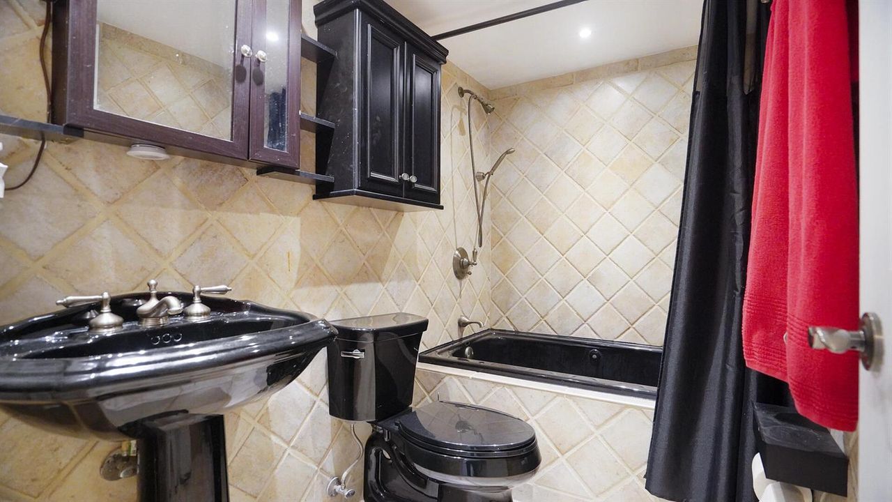 1201 River Reach Dr 202, Fort Lauderdale