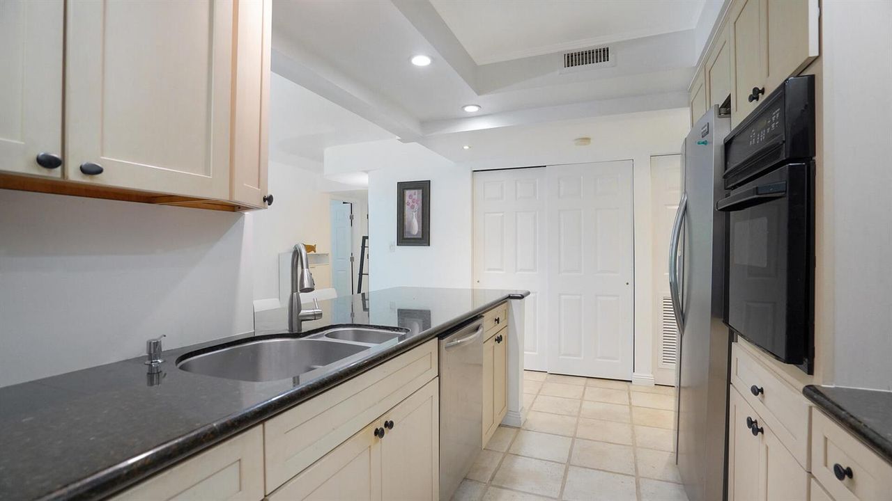 1201 River Reach Dr 202, Fort Lauderdale