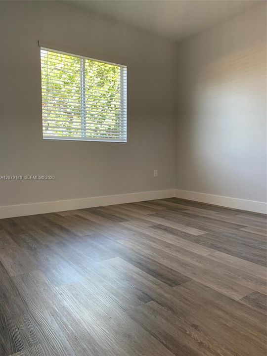 В аренду: $2,800 (3 спален, 2 ванн, 1350 Квадратных фут)
