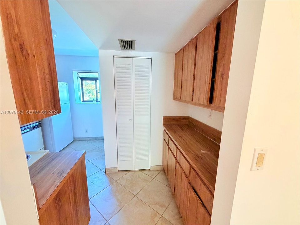En Venta: $179,900 (1 camas, 1 baños, 640 Pies cuadrados)