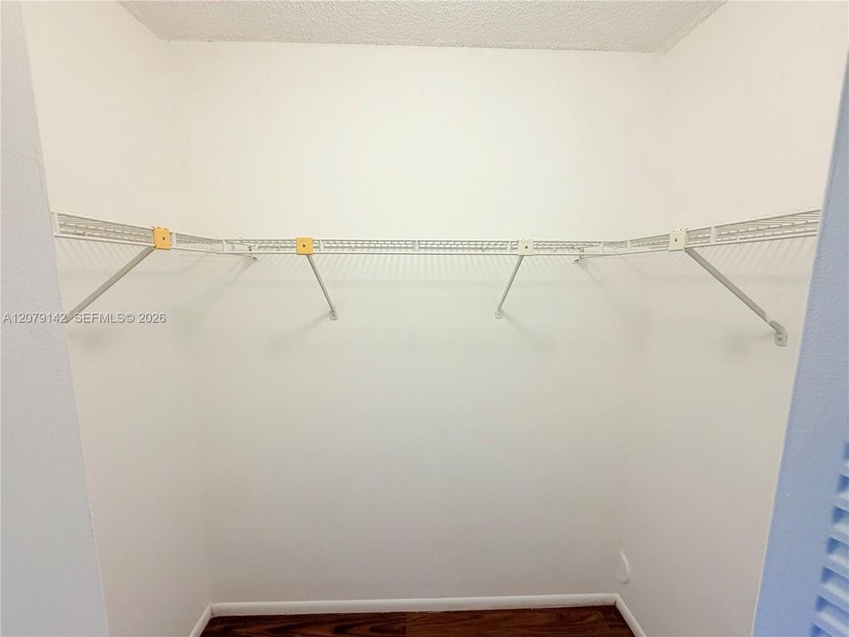 En Venta: $179,900 (1 camas, 1 baños, 640 Pies cuadrados)
