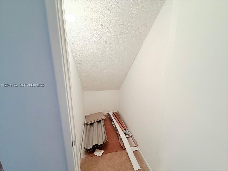 En Venta: $179,900 (1 camas, 1 baños, 640 Pies cuadrados)