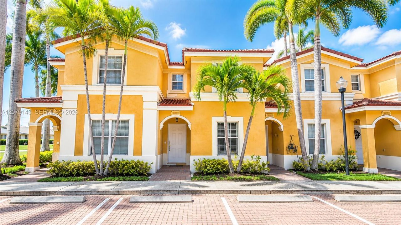 For Rent: $3,290 (3 beds, 3 baths, 1489 Square Feet)