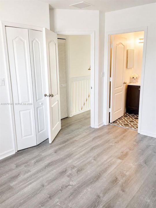 For Rent: $3,290 (3 beds, 3 baths, 1489 Square Feet)