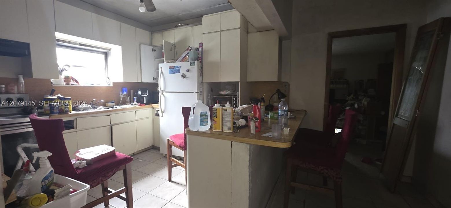 En Venta: $529,900 (3 camas, 2 baños, 1758 Pies cuadrados)