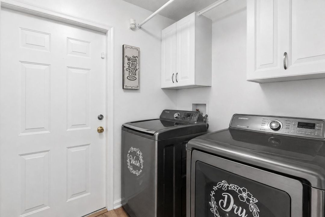 LAUNDRY RM