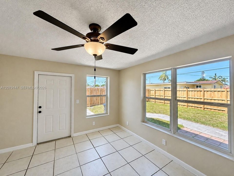 For Rent: $3,000 (3 beds, 2 baths, 2273 Square Feet)