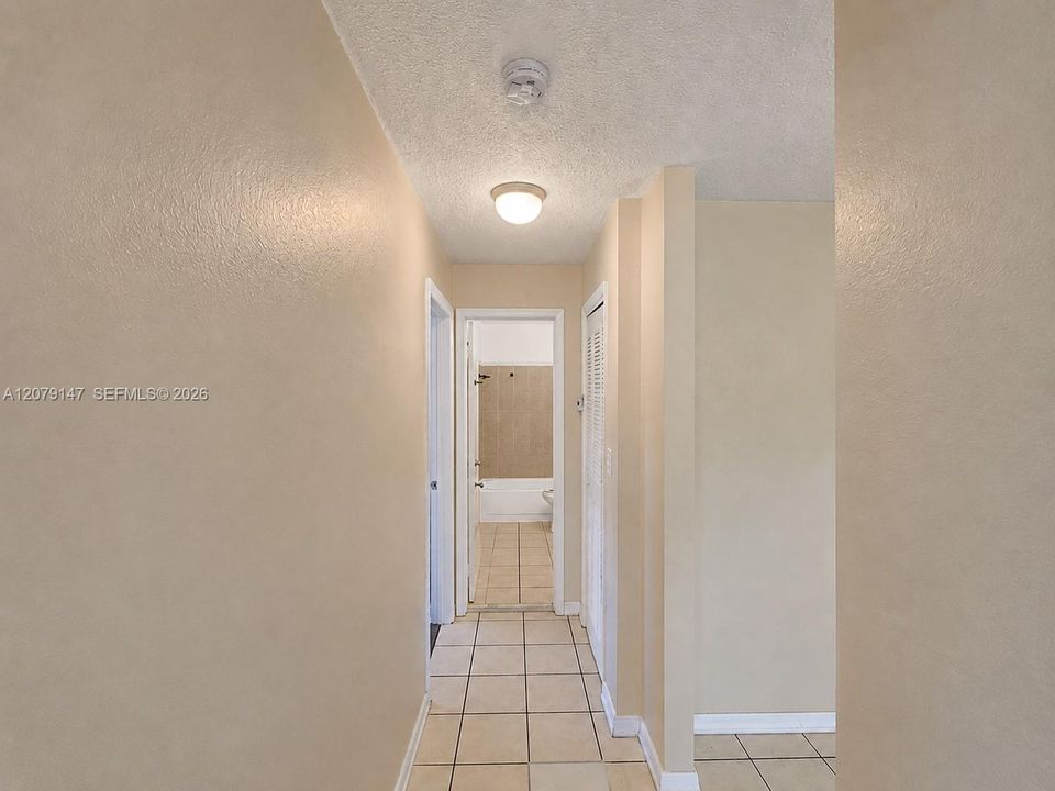 For Rent: $3,000 (3 beds, 2 baths, 2273 Square Feet)