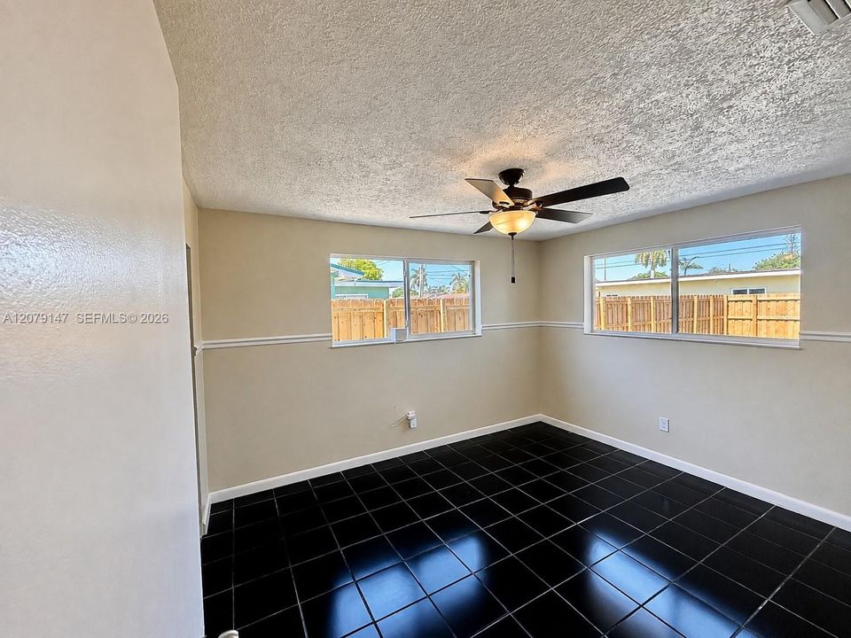 For Rent: $3,000 (3 beds, 2 baths, 2273 Square Feet)