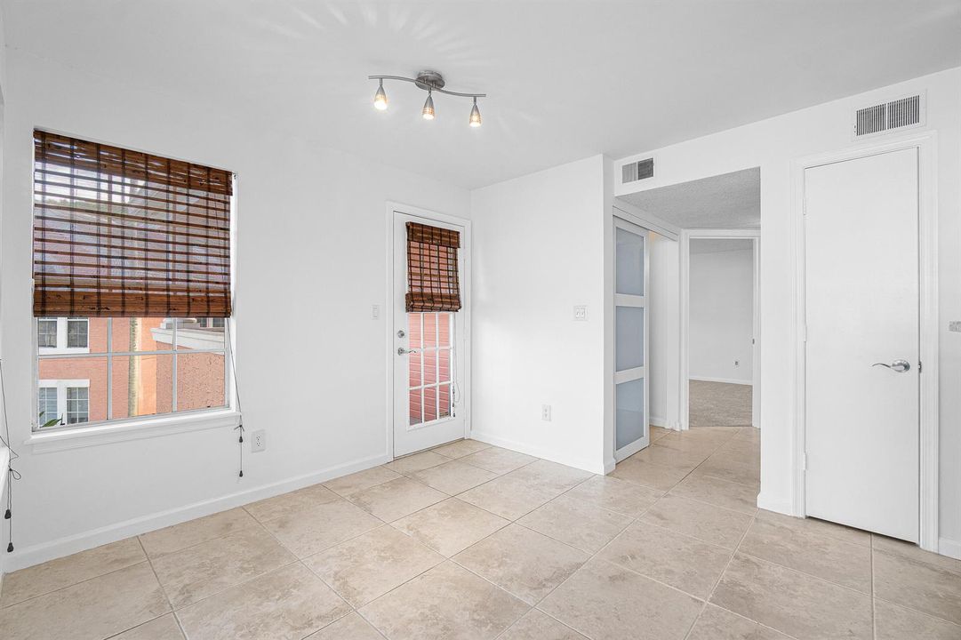 Breakfast Nook to Balcony