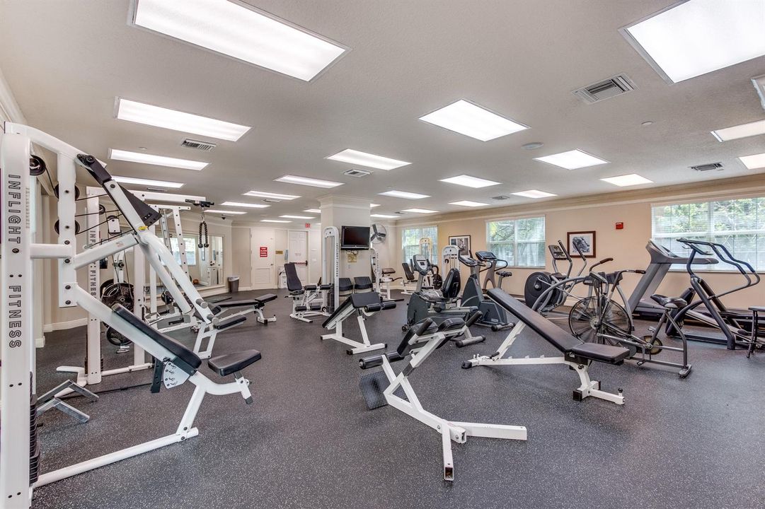 029-1660RenaissanceCommonsBoulevard-2421