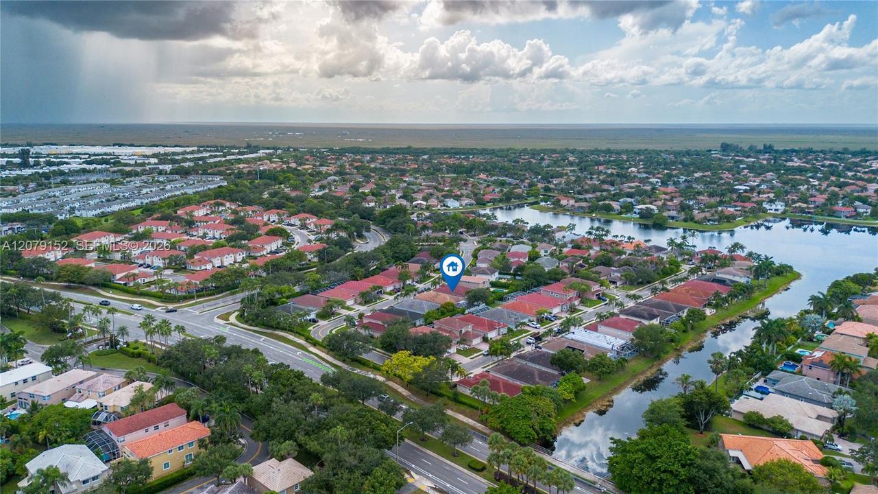 En Venta: $685,000 (3 camas, 2 baños, 1750 Pies cuadrados)