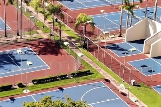 Sports Courts at the Club House. Tennis, Basketball, other.