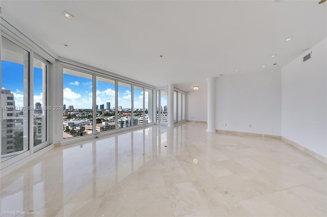 En Venta: $999,000 (2 camas, 2 baños, 1490 Pies cuadrados)