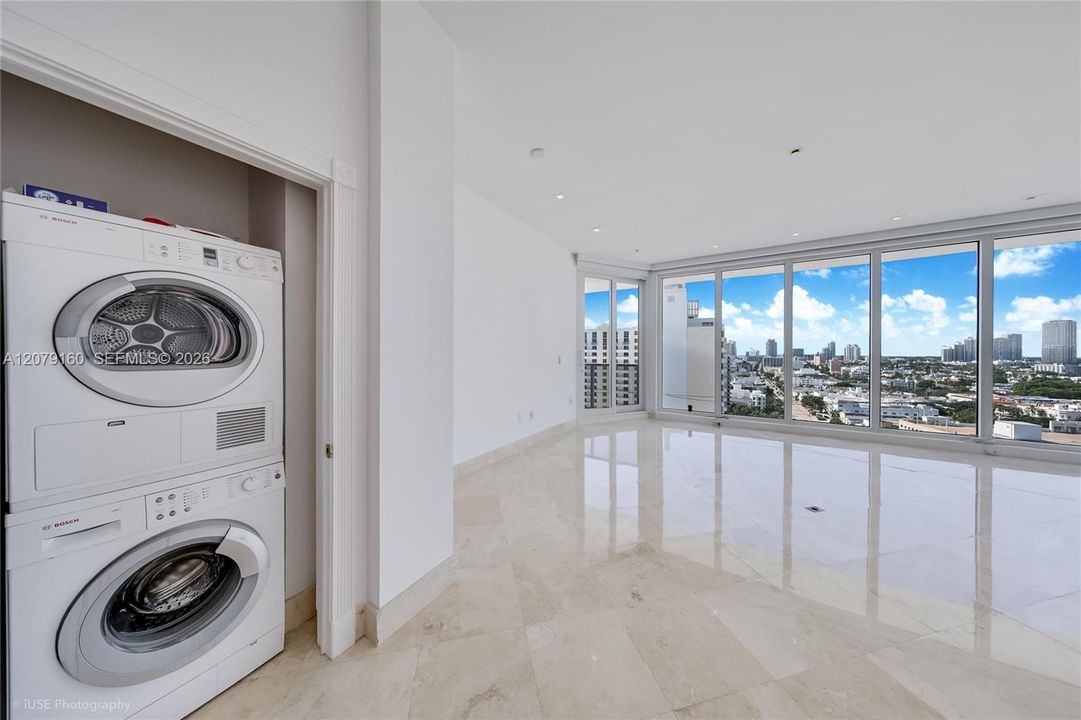 En Venta: $999,000 (2 camas, 2 baños, 1490 Pies cuadrados)