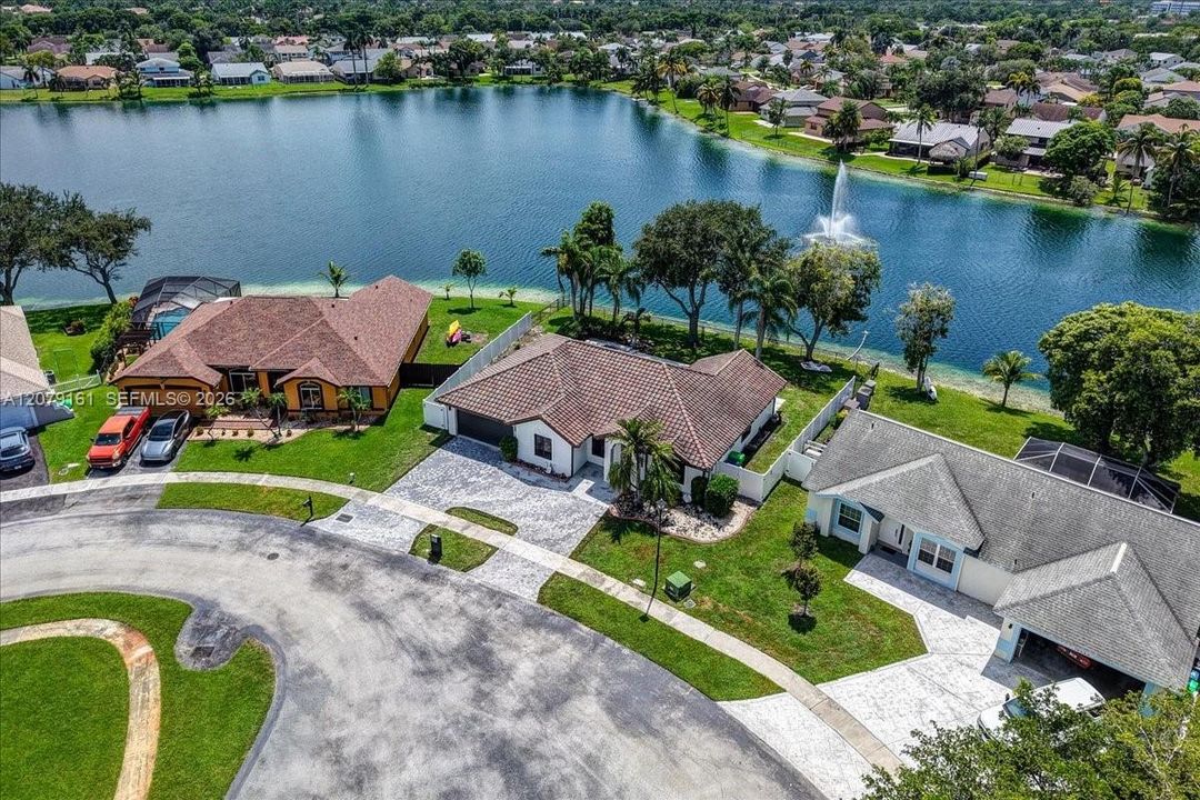 For Rent: $5,795 (4 beds, 2 baths, 2173 Square Feet)