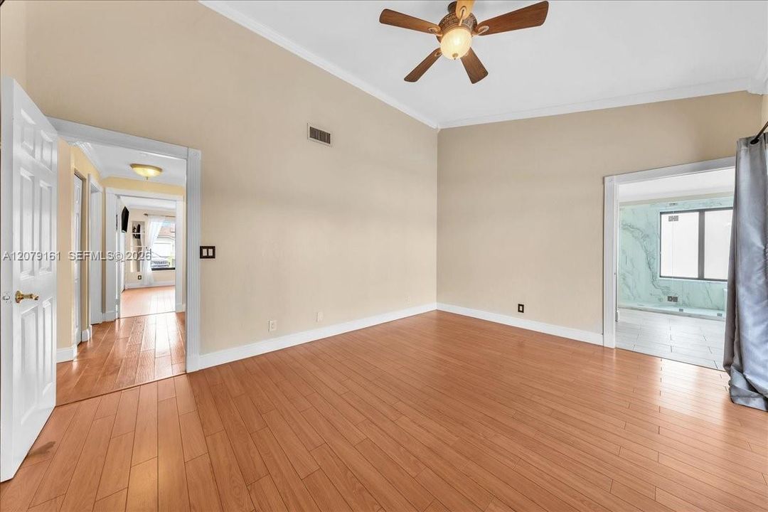 For Rent: $5,795 (4 beds, 2 baths, 2173 Square Feet)