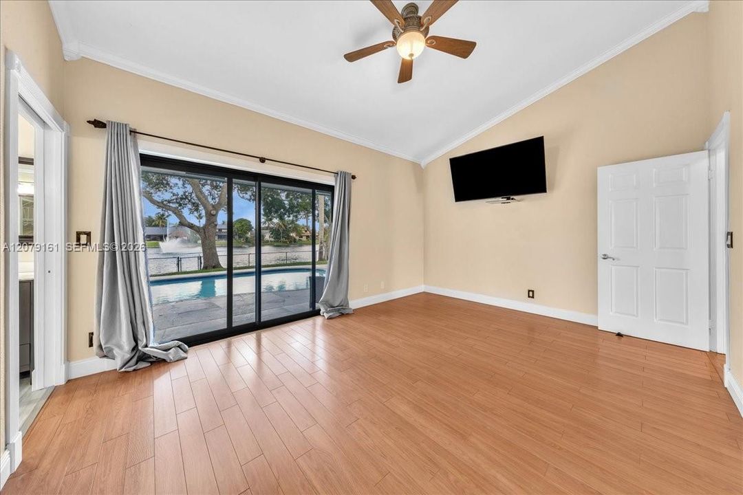 For Rent: $5,795 (4 beds, 2 baths, 2173 Square Feet)