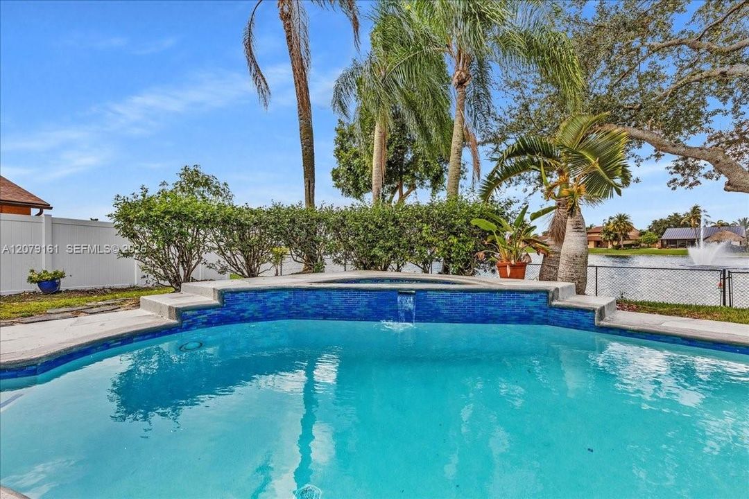 For Rent: $5,795 (4 beds, 2 baths, 2173 Square Feet)