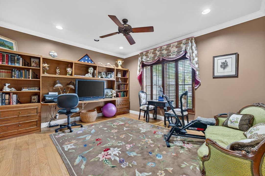 7205 Mandarin Drive